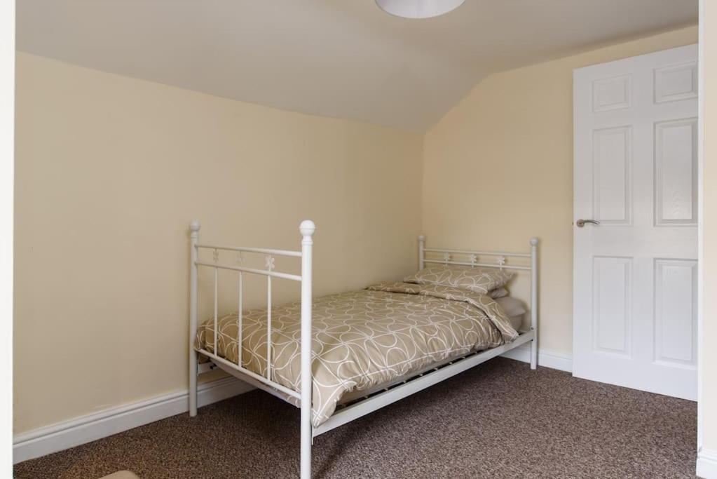 Colliers House * Abercanaid